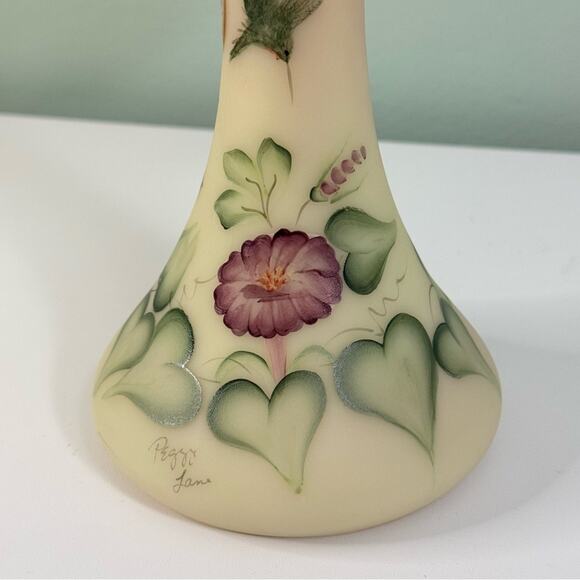 Fenton Burmese Glass 1998 Messenger Exclusive Hummingbird Jack In Pulpit Vase - Picture 8 of 15